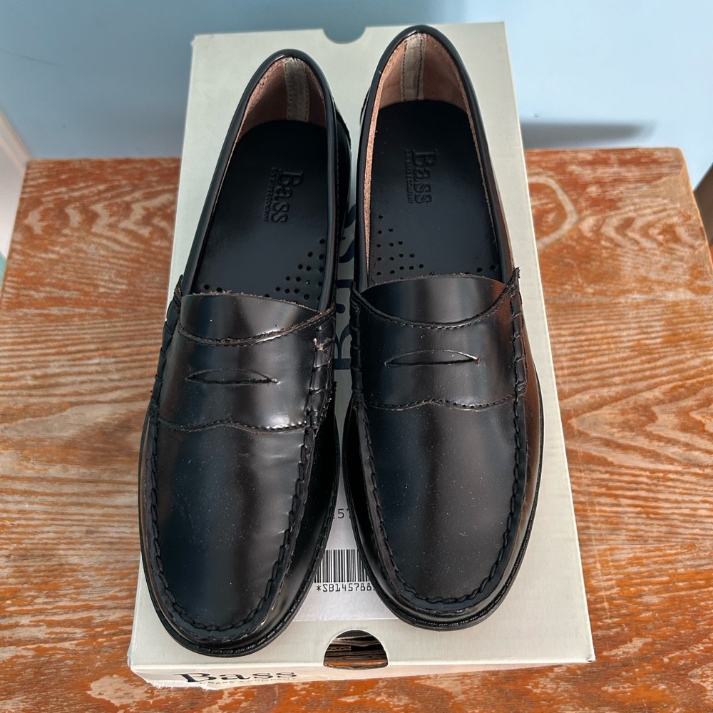Bass penny loafers - new in box
